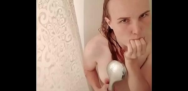  Beautiful teen wants you to watch her shower